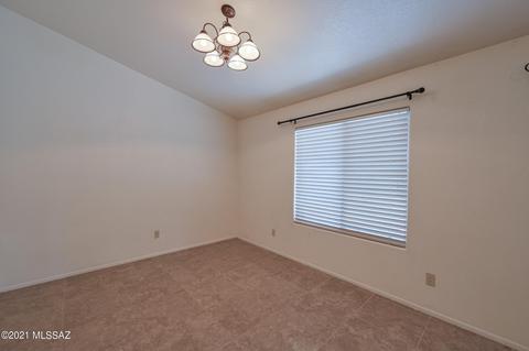 9237 E Bent Creek Way, Tucson, AZ 85747 photo 19