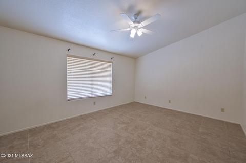 9237 E Bent Creek Way, Tucson, AZ 85747 photo 28
