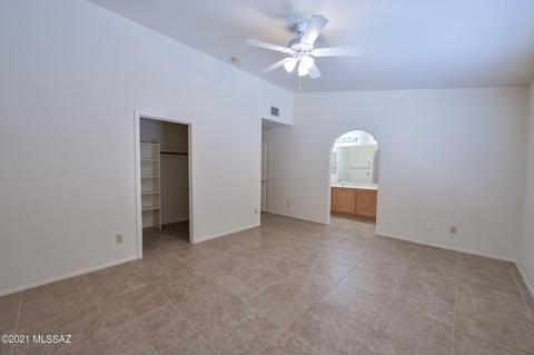 9237 E Bent Creek Way, Tucson, AZ 85747 photo 31