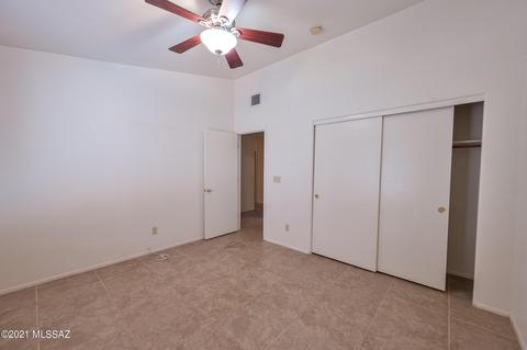 9237 E Bent Creek Way, Tucson, AZ 85747 photo 37