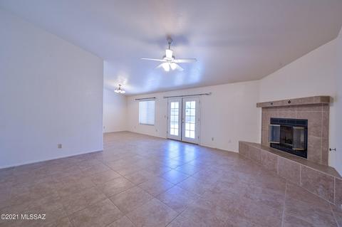 9237 E Bent Creek Way, Tucson, AZ 85747 photo 24