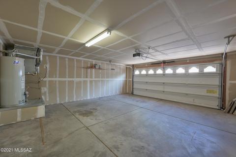 9237 E Bent Creek Way, Tucson, AZ 85747 photo 42