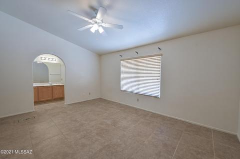9237 E Bent Creek Way, Tucson, AZ 85747 photo 32