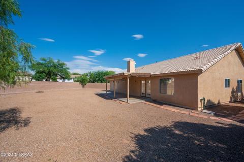 9237 E Bent Creek Way, Tucson, AZ 85747 photo 5