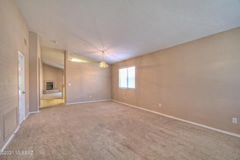 7762 S Precious Opal Dr, Tucson, AZ 85747 photo 4