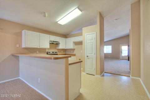 7762 S Precious Opal Dr, Tucson, AZ 85747 photo 9