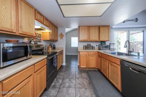 10002 E Stella Rd, Tucson, AZ 85730 photo 6