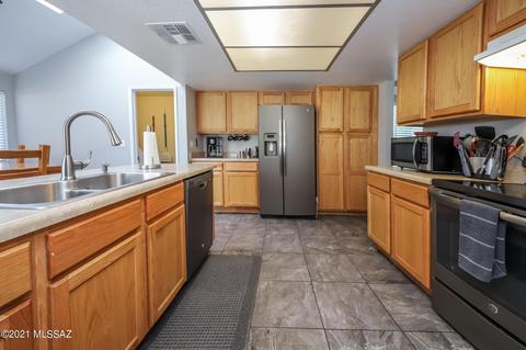 10002 E Stella Rd, Tucson, AZ 85730 photo 7