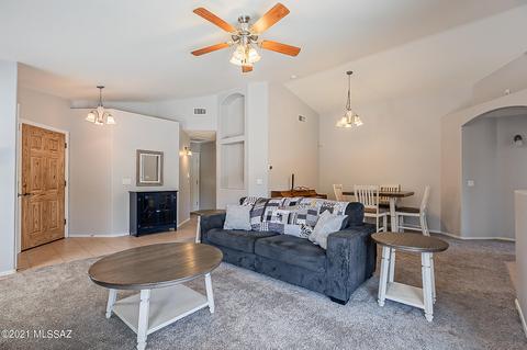537 S Stone Bench Rd, Vail, AZ 85641 photo 2