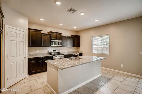 12087 E Becker Dr, Vail, AZ 85641 photo 11