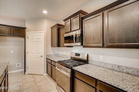 12087 E Becker Dr, Vail, AZ 85641 photo 9