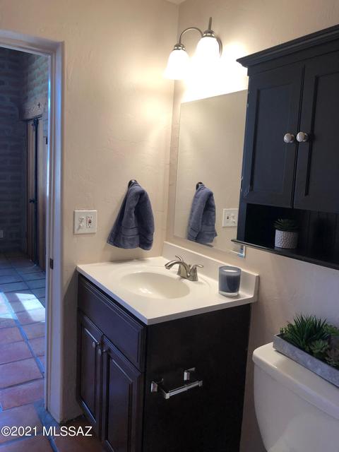 1322 E Spring St, Tucson, AZ 85719 photo 10