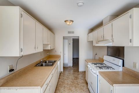 6664 E David Dr, Tucson, AZ 85730 photo 10