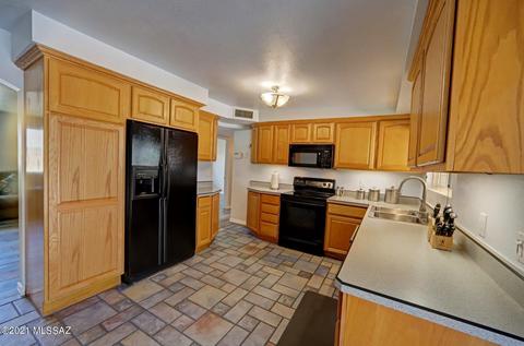7626 E Logan Dr, Tucson, AZ 85730 photo 12