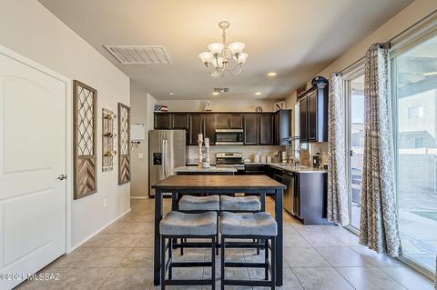 216 E Scepter Ln, Vail, AZ 85641 photo 11