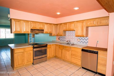 9700 E Celeste Dr, Tucson, AZ 85730 photo 4