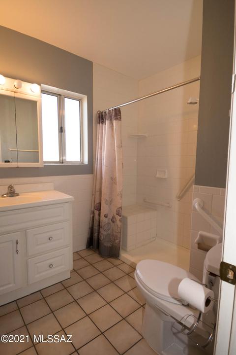 9700 E Celeste Dr, Tucson, AZ 85730 photo 6