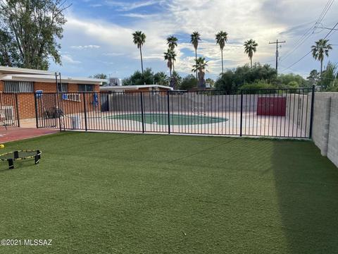 7315 E Sylvane Dr, Tucson, AZ 85710 photo 6