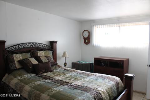 7315 E Sylvane Dr, Tucson, AZ 85710 photo 24