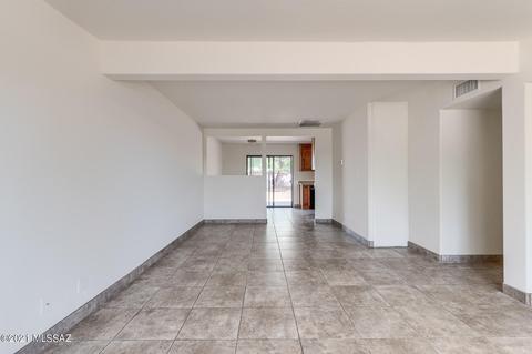 4007 E Sylvane Dr, Tucson, AZ 85711 photo 10