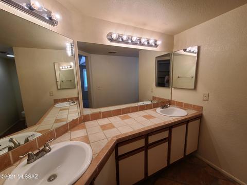 10060 E Watson Dr, Tucson, AZ 85730 photo 28