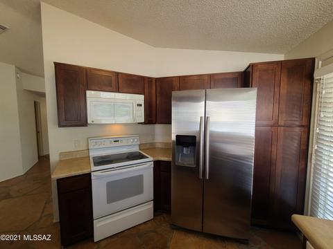 10060 E Watson Dr, Tucson, AZ 85730 photo 11