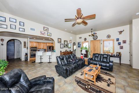 2770 E Iris Pl, Vail, AZ 85641 photo 8