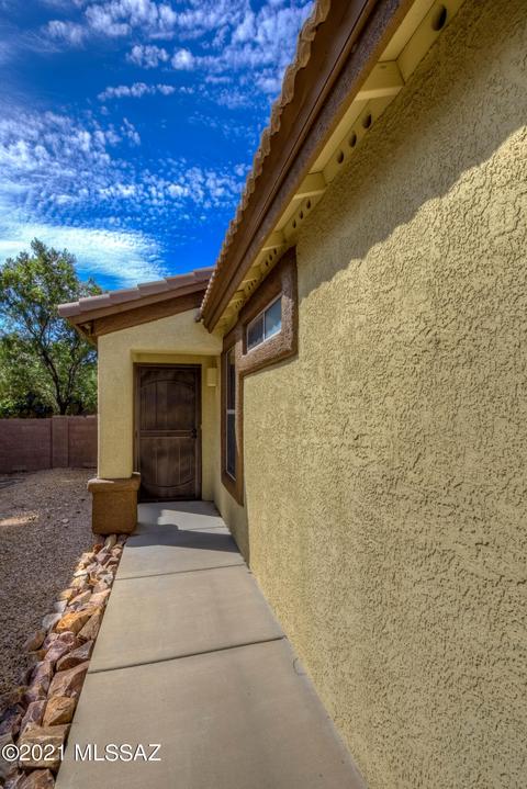 12724 E Red Iron Trl, Vail, AZ 85641 photo 5