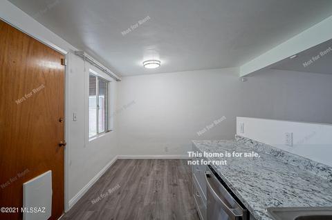 4702 E 27th St, Tucson, AZ 85711 photo 9