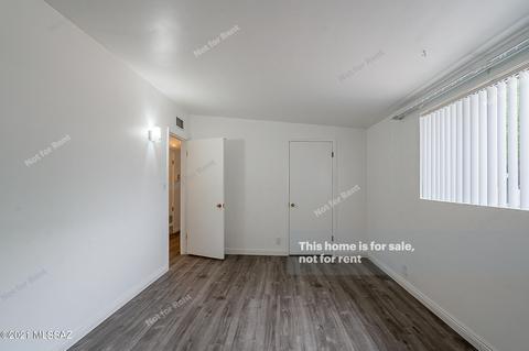 4702 E 27th St, Tucson, AZ 85711 photo 14