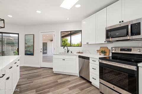 9457 E 3rd St, Tucson, AZ 85710 photo 12