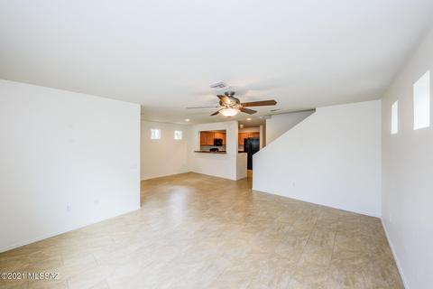 10675 E Singing Canyon Dr, Tucson, AZ 85747 photo 9