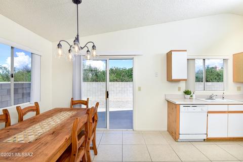8833 E Fruit Tree Dr, Tucson, AZ 85730 photo 6