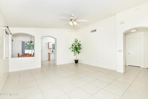 8833 E Fruit Tree Dr, Tucson, AZ 85730 photo 3