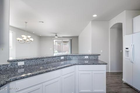 8956 E Wright School Loop, Tucson, AZ 85715 photo 10