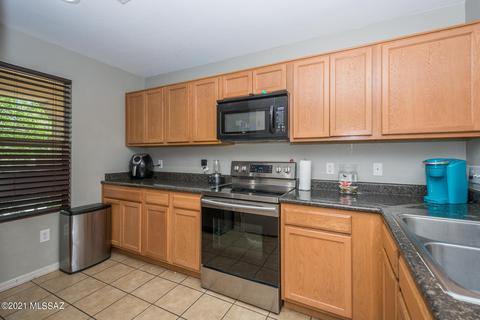 5296 E Desert Straw Ln, Tucson, AZ 85756 photo 5