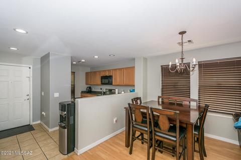 5296 E Desert Straw Ln, Tucson, AZ 85756 photo 3