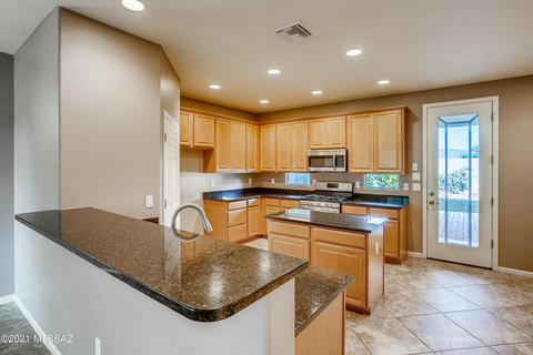 11461 E Squash Blossom Loop, Tucson, AZ 85747 photo 10