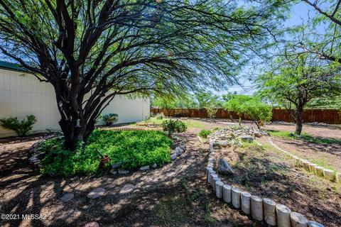 5214 E 19th St, Tucson, AZ 85711 photo 2