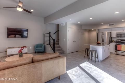 842 E Millenium Ct, Tucson, AZ 85719 photo 4
