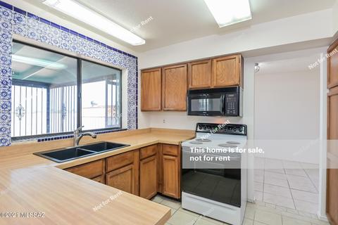 8323 E Ruby Dr, Tucson, AZ 85730 photo 5