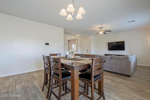 5075 E Kittentails Dr, Tucson, AZ 85756 photo 6
