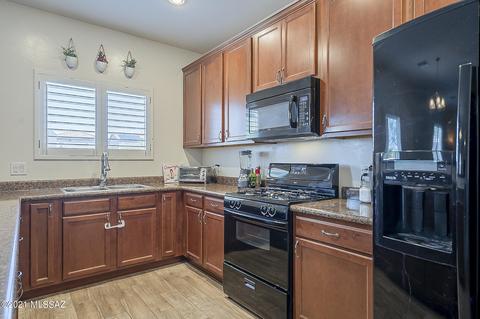 5075 E Kittentails Dr, Tucson, AZ 85756 photo 12