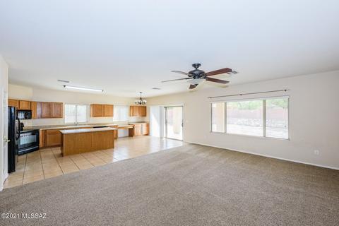 7676 E Fair Meadows Loop, Tucson, AZ 85756 photo 9