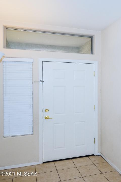 7676 E Fair Meadows Loop, Tucson, AZ 85756 photo 4