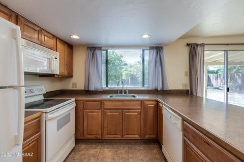 8410 E 3rd St, Tucson, AZ 85710 photo 18