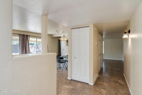 8410 E 3rd St, Tucson, AZ 85710 photo 7