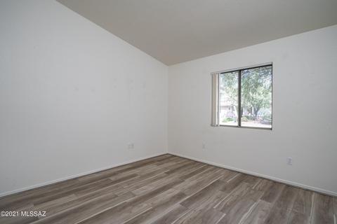 7546 S Laurel Willow Dr, Tucson, AZ 85747 photo 17