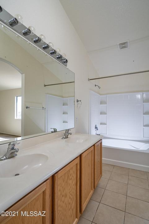7546 S Laurel Willow Dr, Tucson, AZ 85747 photo 15