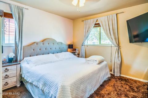 6012 E Sylvane St, Tucson, AZ 85711 photo 8